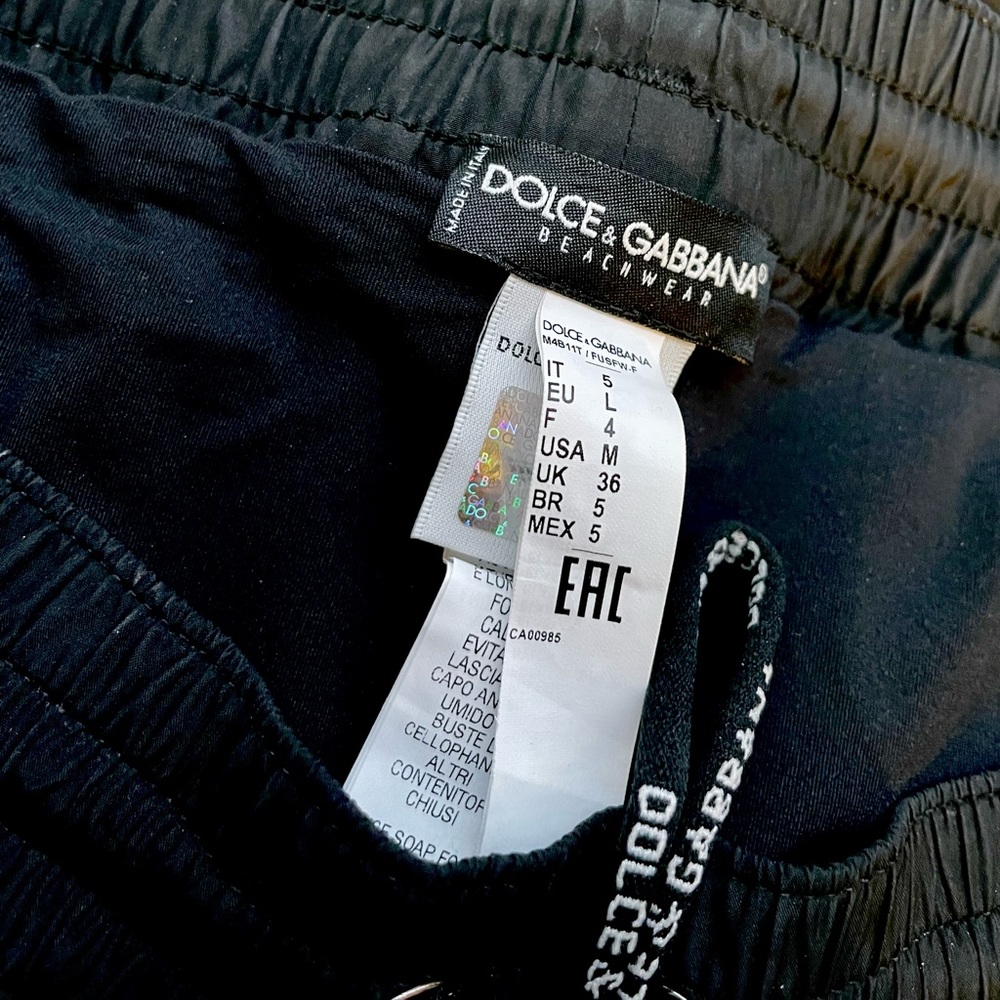 Men’s Dolce & Gabbana black medium swim trunks - Picture 4 of 4